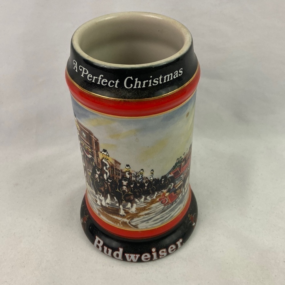 Vtg Budweiser Christmas Susan Sampson Beer Stein